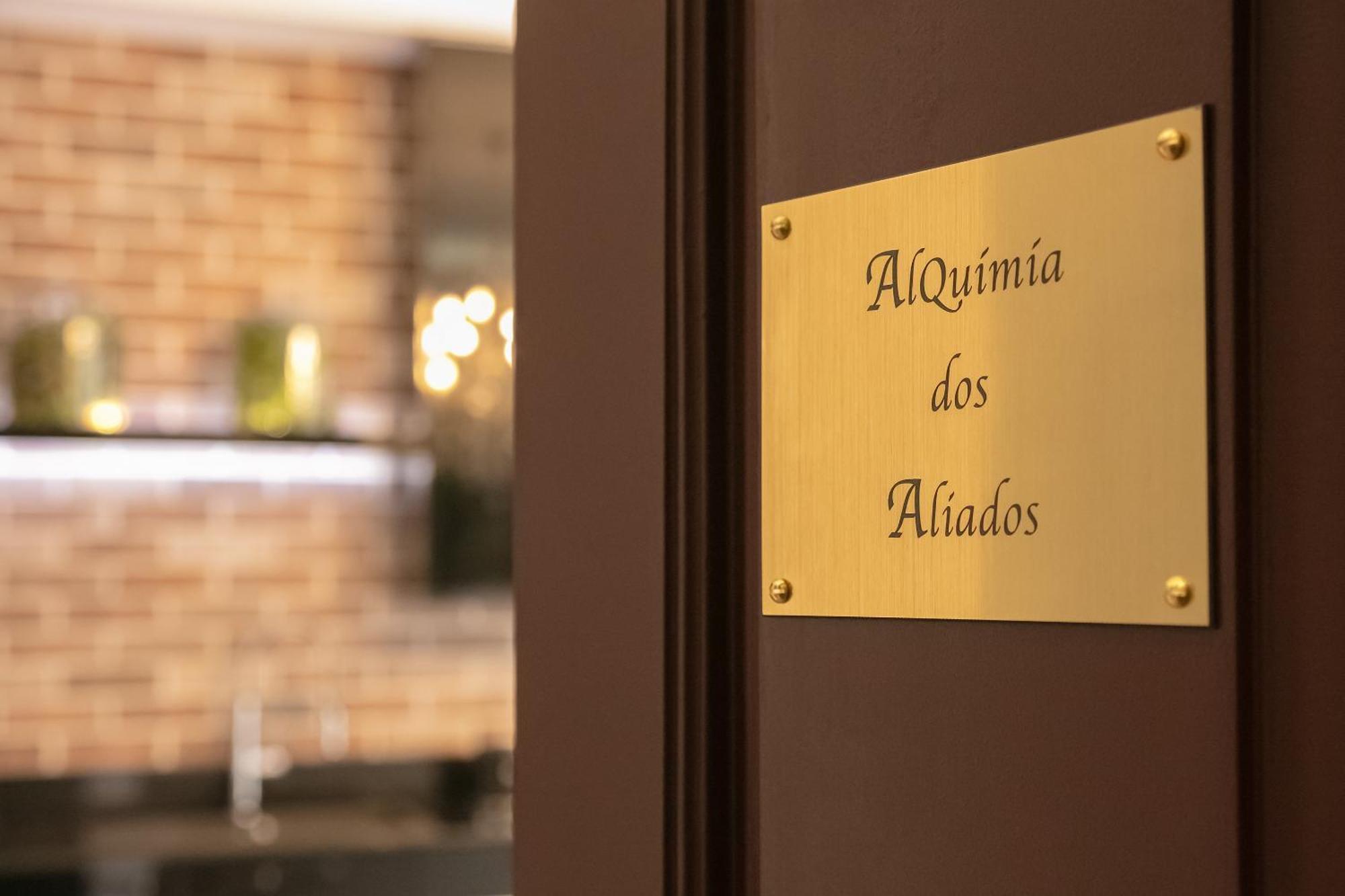 Alquimia Dos Aliados - Gorgeous Palace Apartment 波尔图 外观 照片